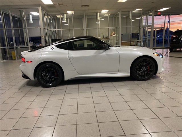 Used 2024 Nissan Z Performance w/ Floor Mat Package image 9