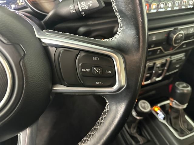Used 2022 Jeep Wrangler Unlimited Sahara image 16