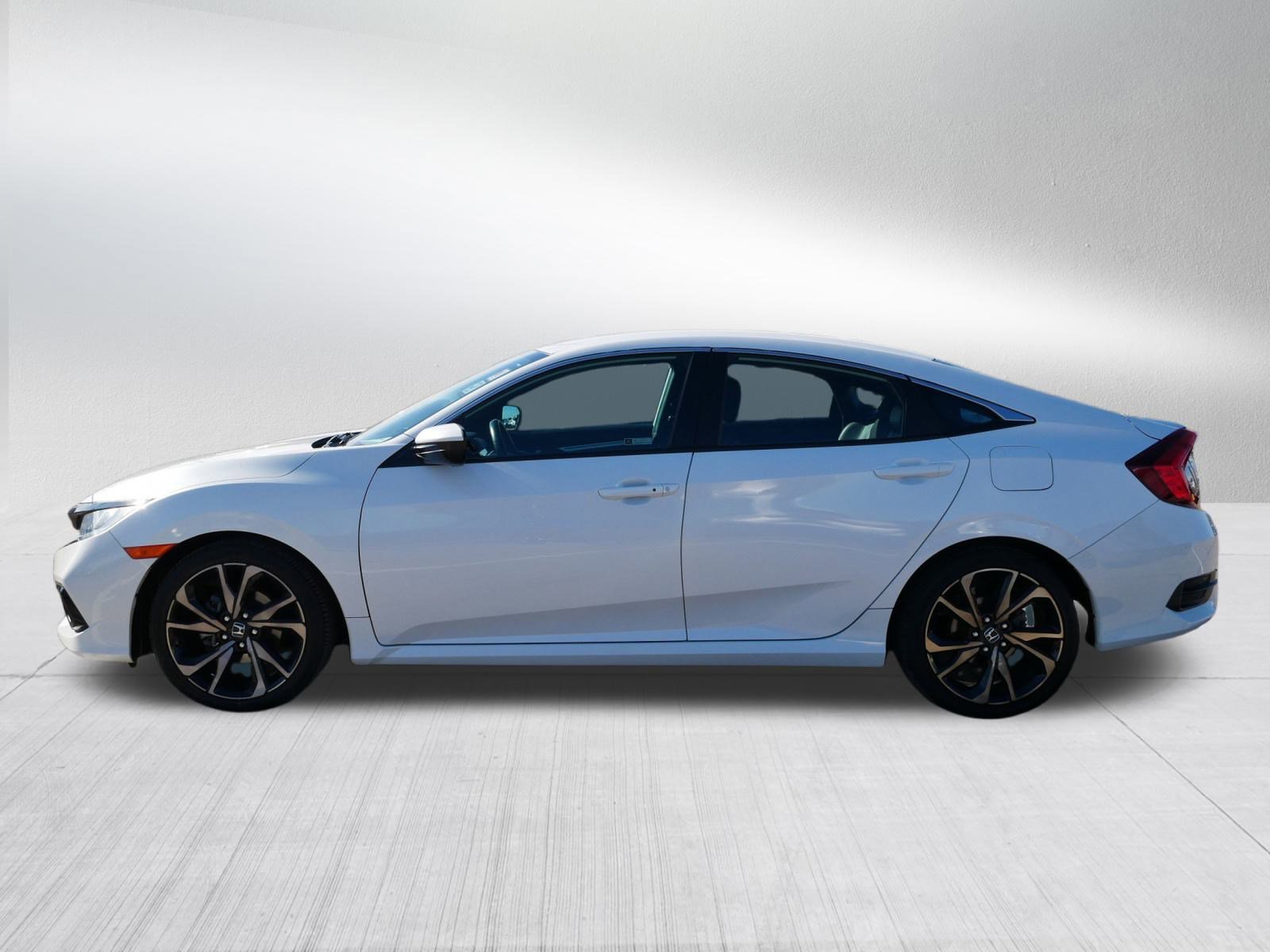Used 2021 Honda Civic Sport image 4