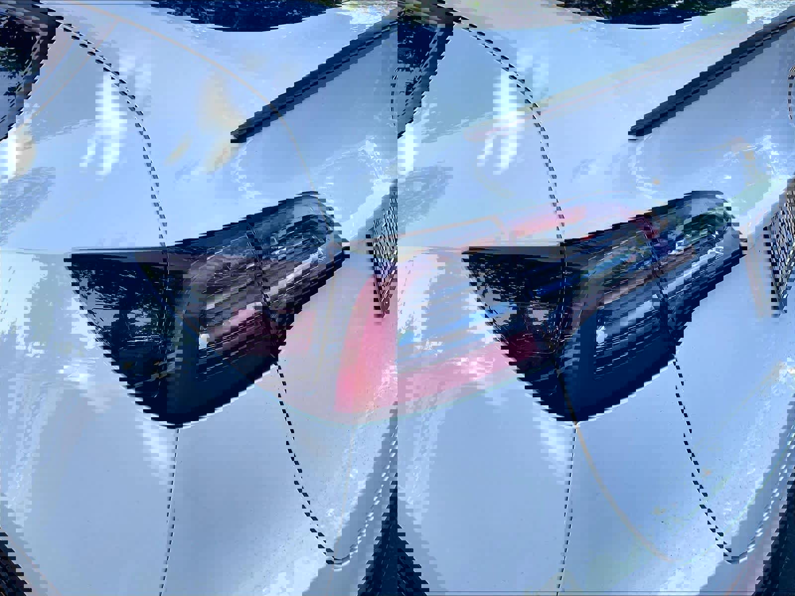 Used 2022 Tesla Model Y Performance AWD/4WD image 30