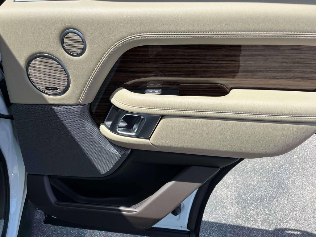 Used 2019 Land Rover Range Rover AWD/4WD image 19