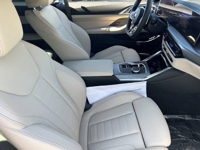 Used 2026 BMW 430i Coupe w/ M Sport Package RWD image 12