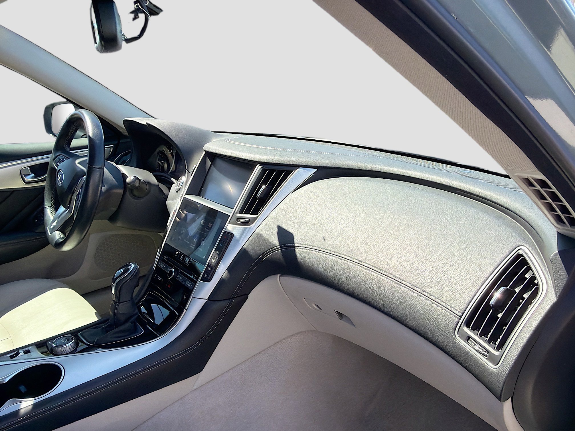 Used 2019 INFINITI Q50 Luxe w/ Essential Package (3.0T Luxe) image 14