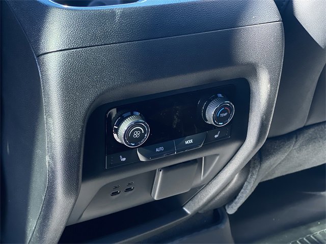 New 2026 Chevrolet Traverse High Country w/ LPO, Floor Liner Package image 30