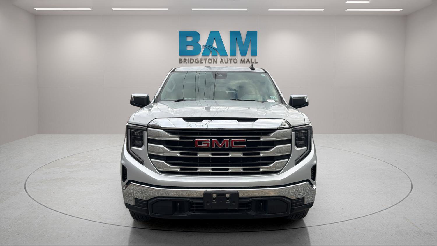 Used 2022 GMC Sierra 1500 SLE image 5
