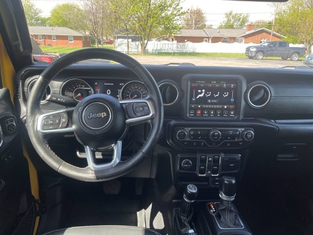 Used 2021 Jeep Wrangler Unlimited Sahara w/ Uconnect 4C Nav & Sound Group AWD/4WD image 3
