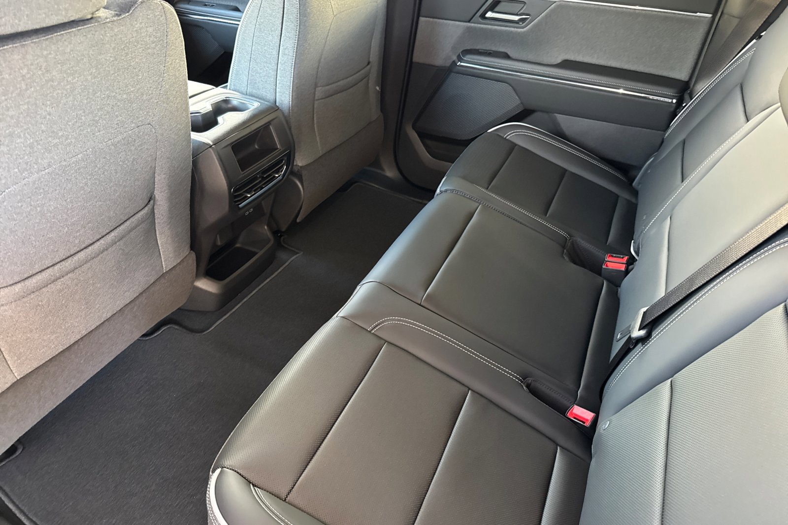 New 2026 GMC Sierra EV Elevation image 13