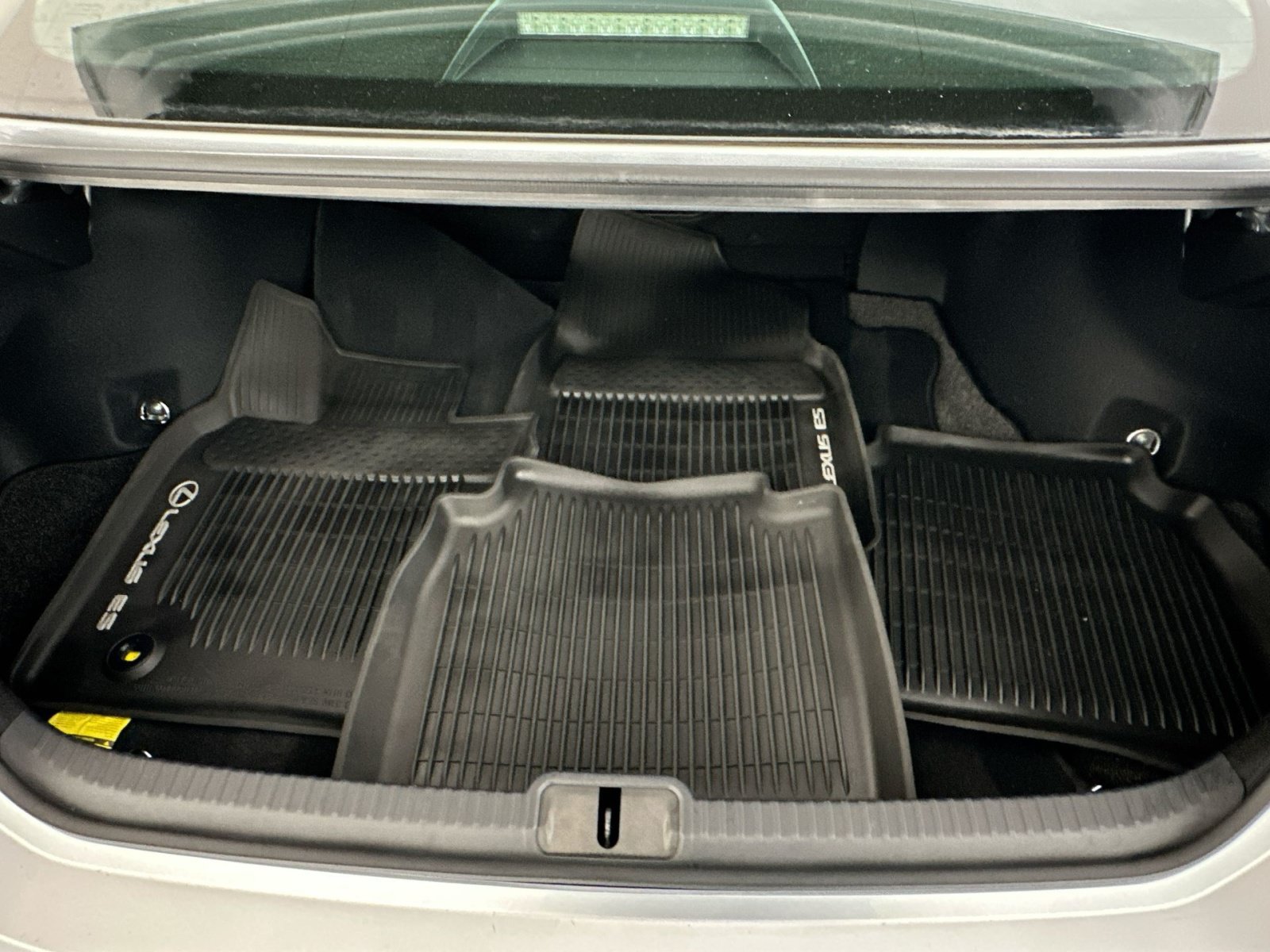 Used 2023 Lexus ES 350 w/ Premium Package FWD image 26