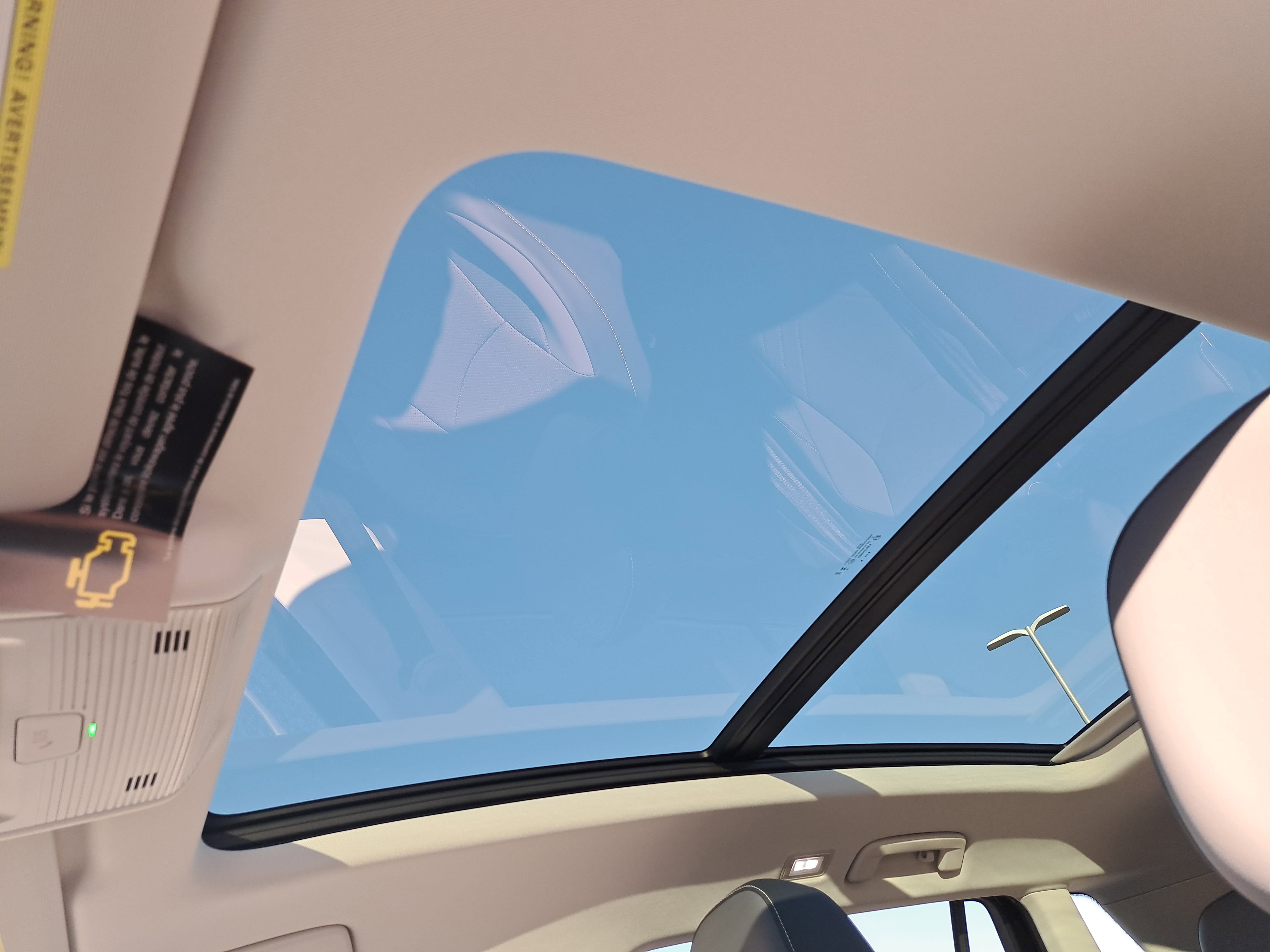 New 2026 Volkswagen Tiguan SE FWD image 27