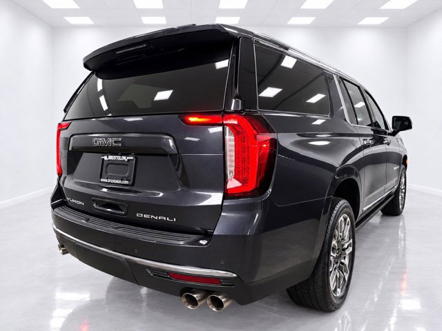 Used 2024 GMC Yukon XL Denali Ultimate AWD/4WD image 10