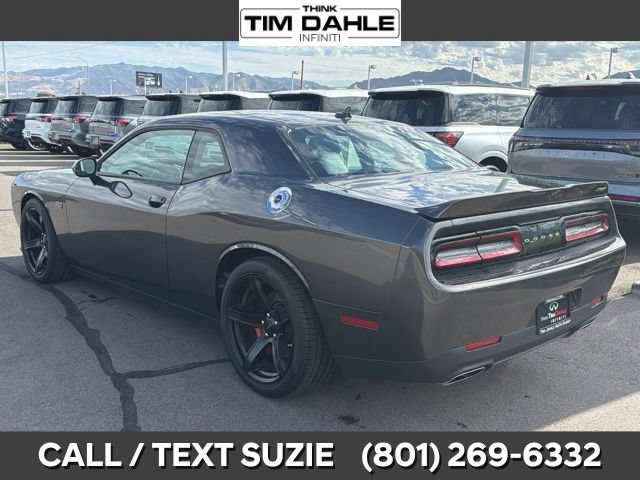 Used 2018 Dodge Challenger SRT RWD image 8