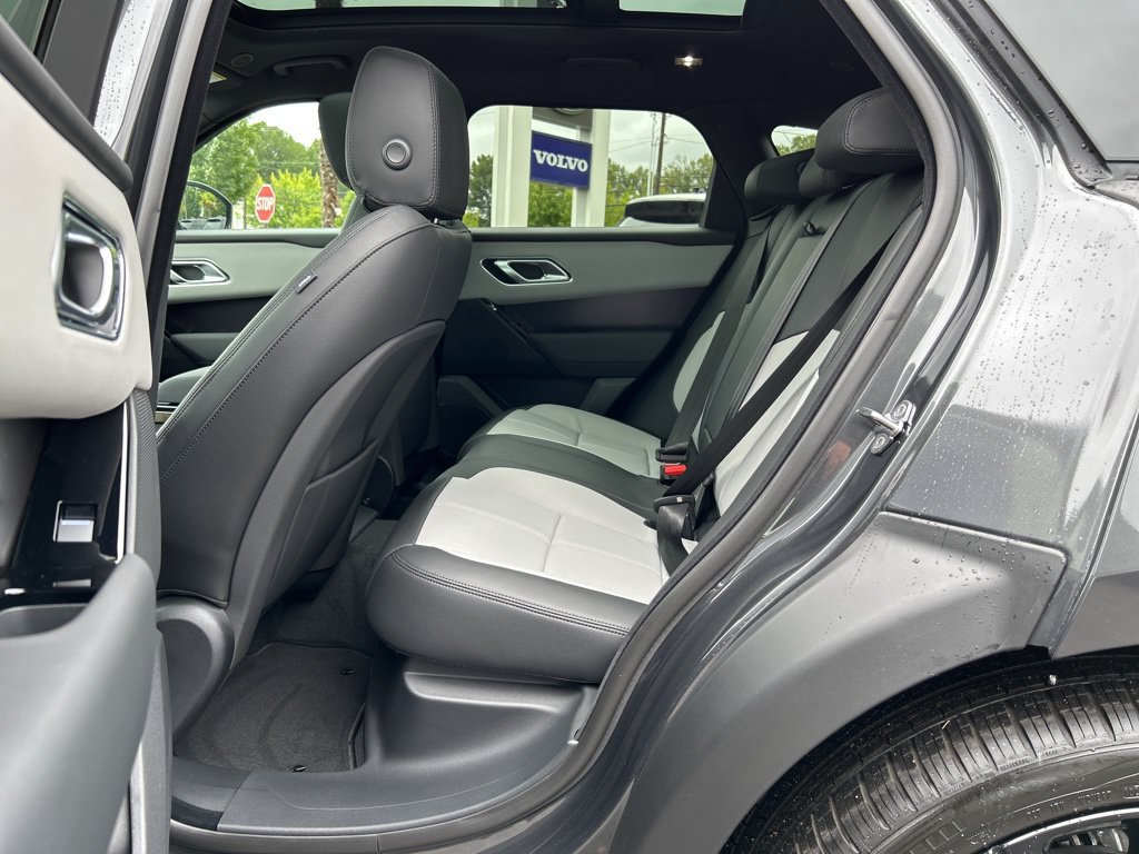New 2026 Land Rover Range Rover Velar Dynamic SE AWD/4WD image 5