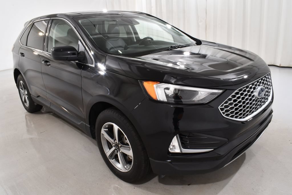 Used 2023 Ford Edge SEL w/ Convenience Package AWD/4WD image 5