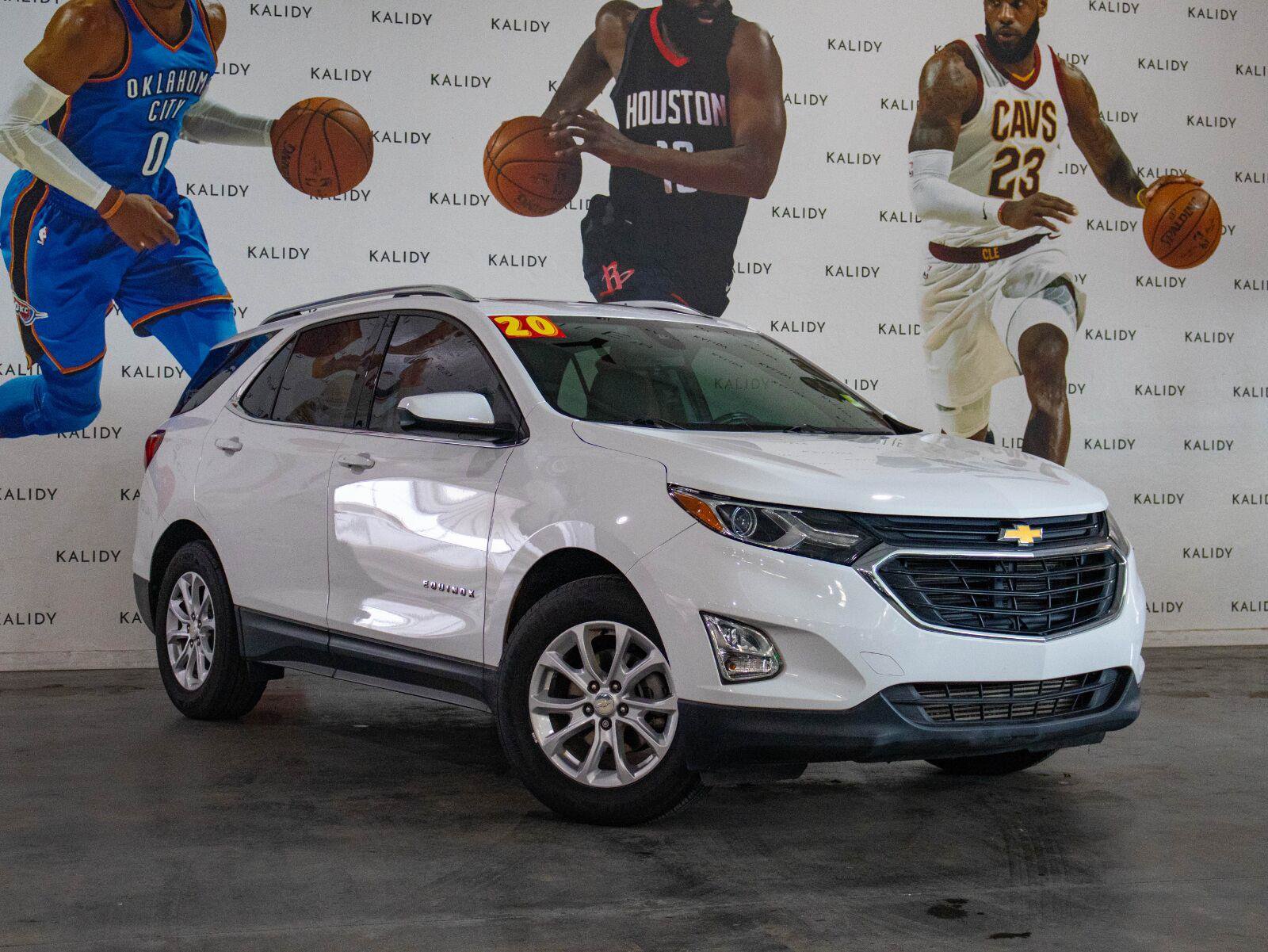Used 2020 Chevrolet Equinox LT FWD image 2