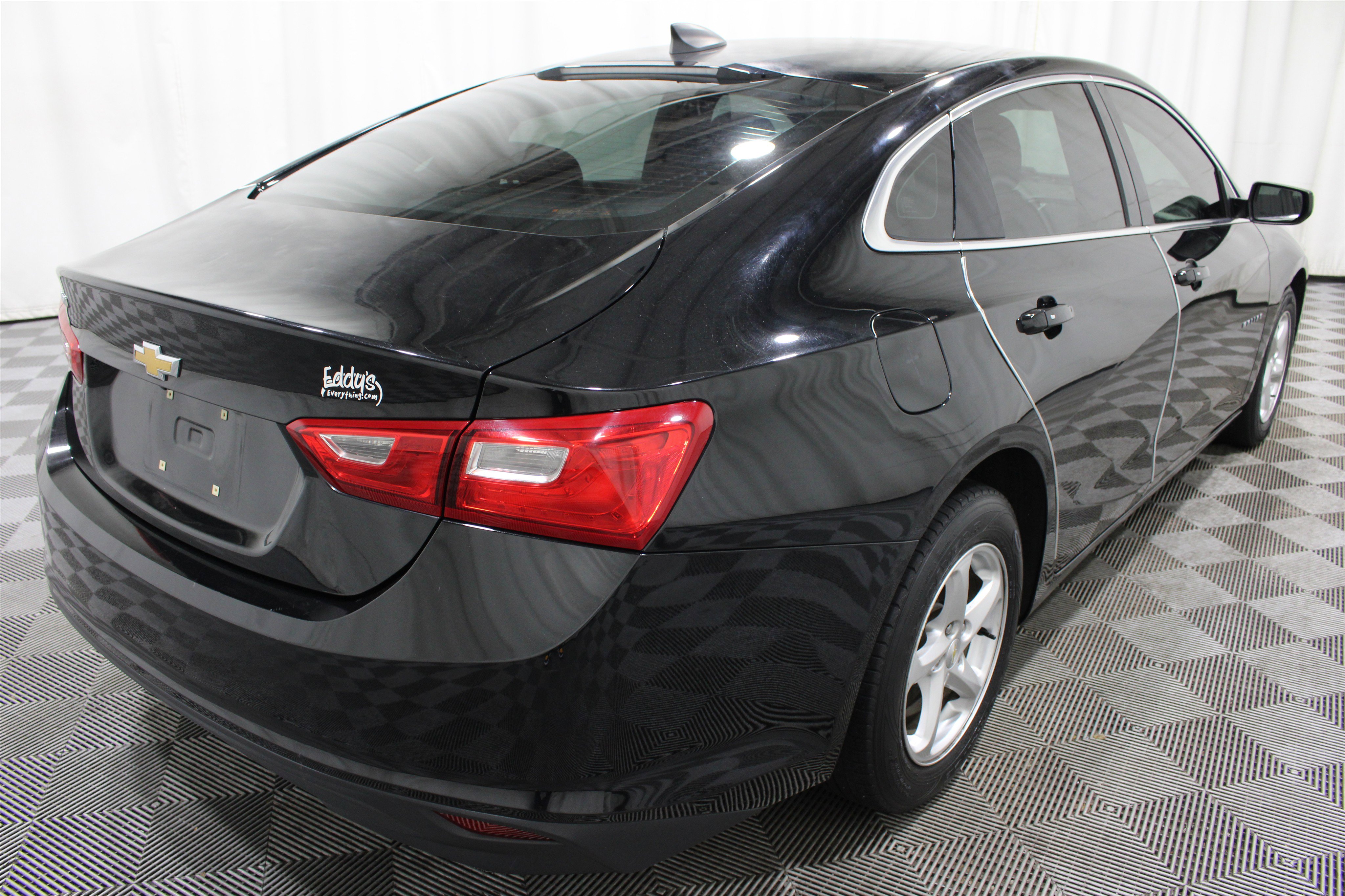 Used 2018 Chevrolet Malibu LS FWD image 29
