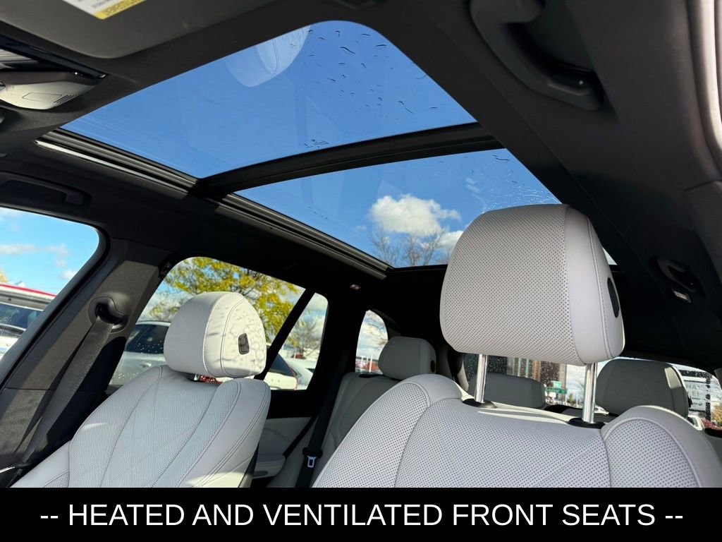 Used 2024 BMW X5 xDrive40i w/ Premium Package image 7