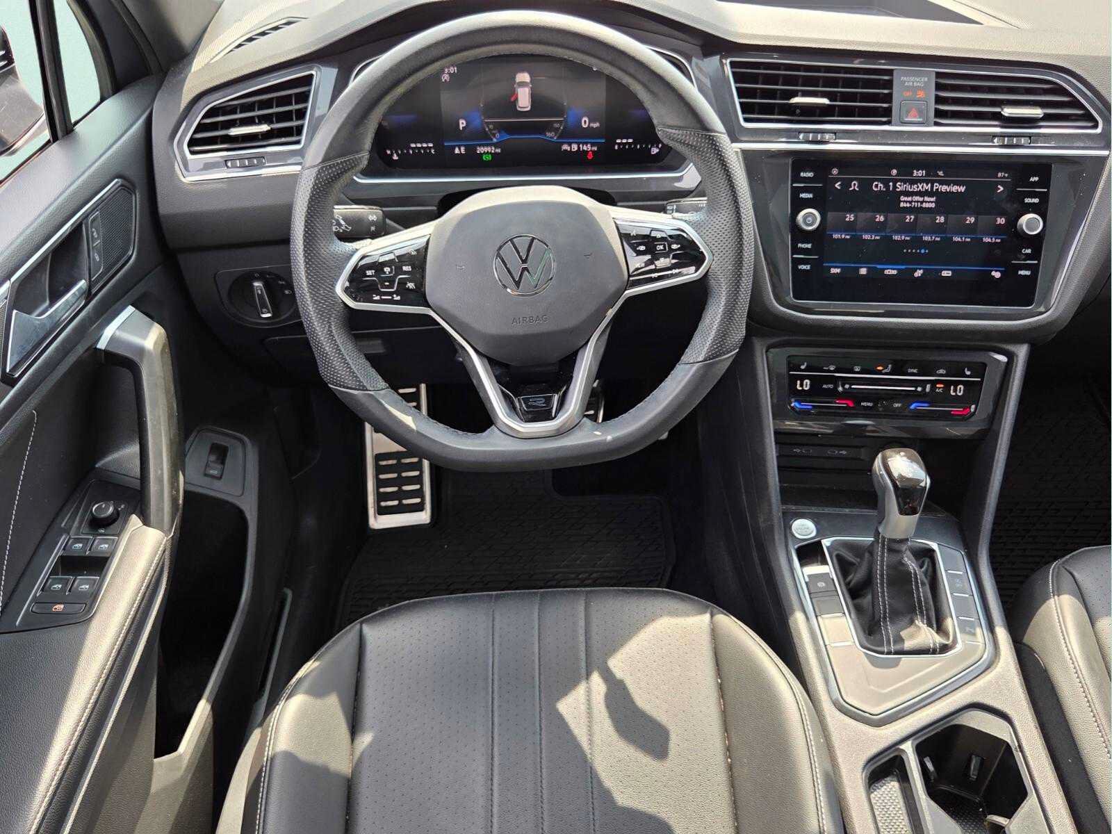 Used 2024 Volkswagen Tiguan SE R-Line FWD image 15