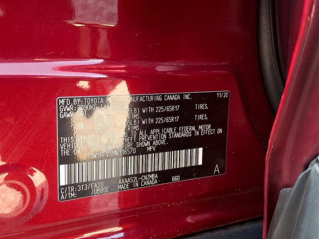 Used 2021 Toyota RAV4 XLE w/ Convenience Package FWD image 26