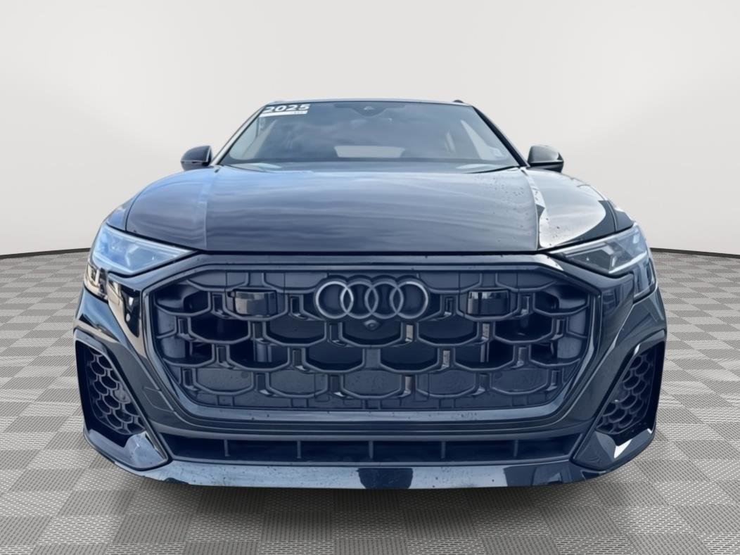 Certified 2025 Audi Q8 Prestige w/ Prestige Package AWD/4WD image 8