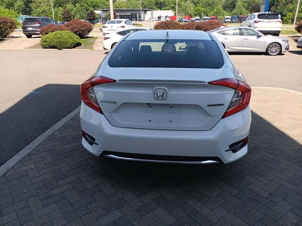 Used 2019 Honda Civic Touring image 5