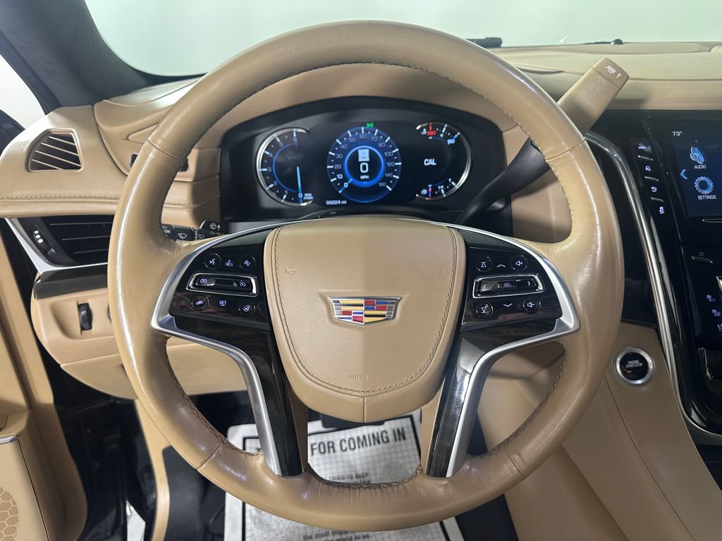 Used 2018 Cadillac Escalade ESV Platinum AWD/4WD image 29