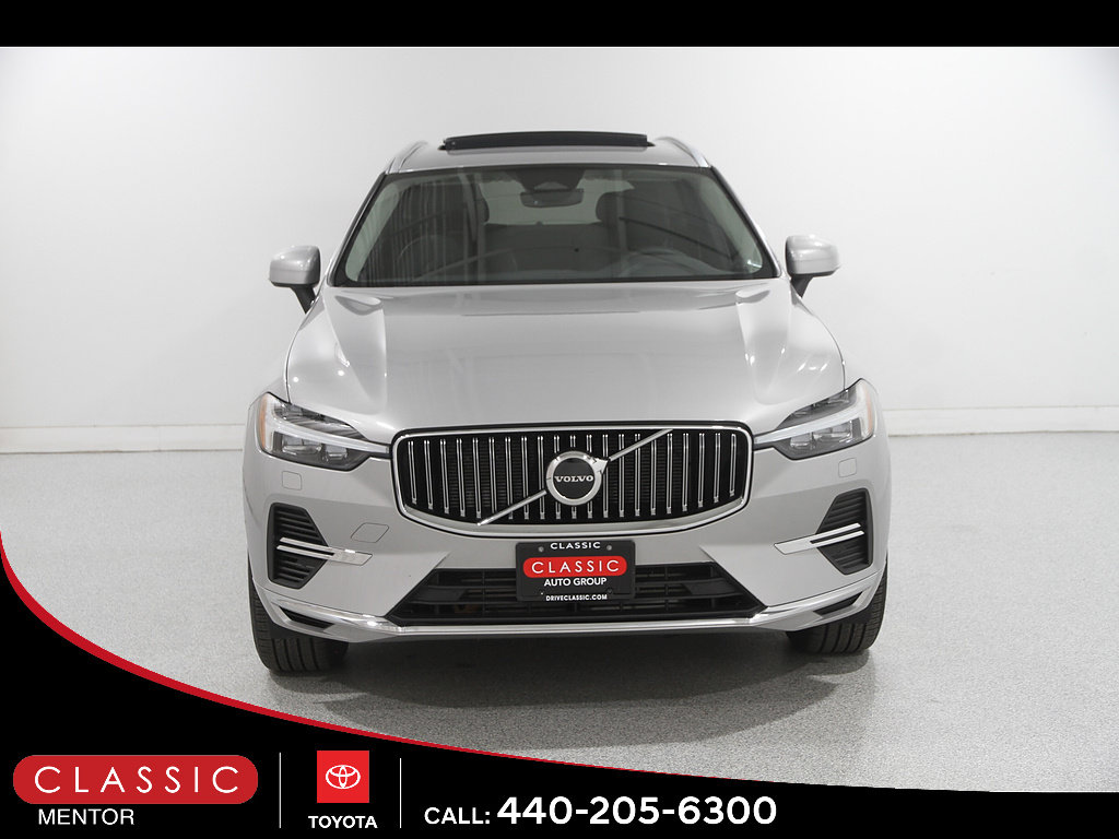 Used 2023 Volvo XC60 T8 Core w/ Climate Package AWD/4WD image 2