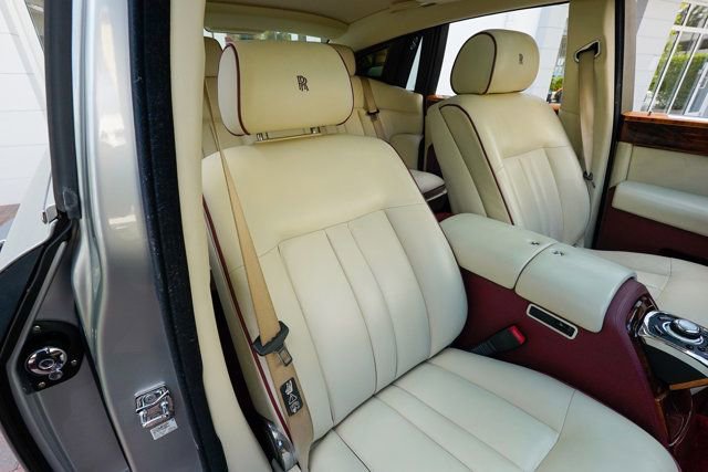 Used 2013 Rolls-Royce Phantom Sedan image 88