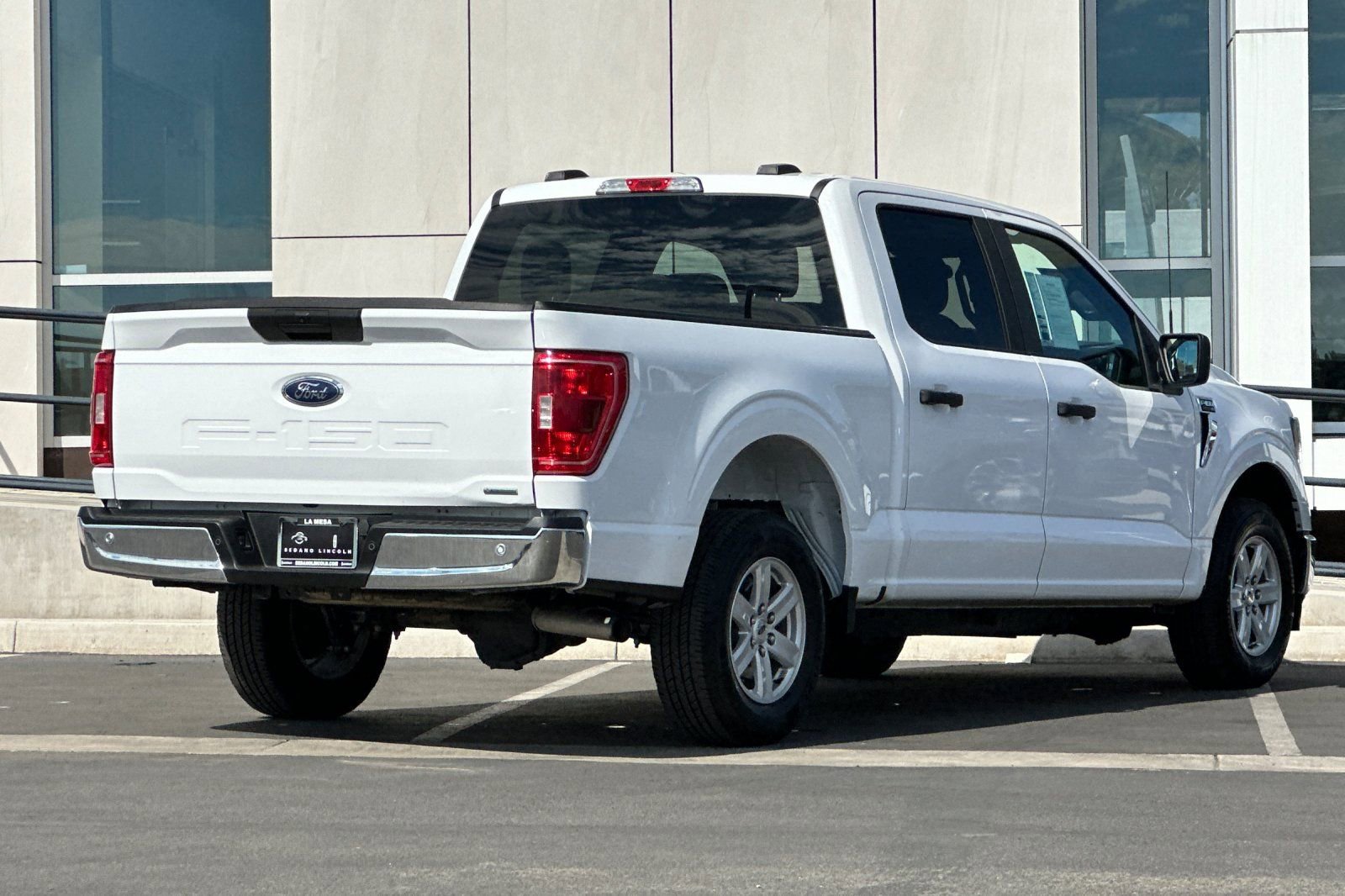 Used 2023 Ford F150 XLT image 3