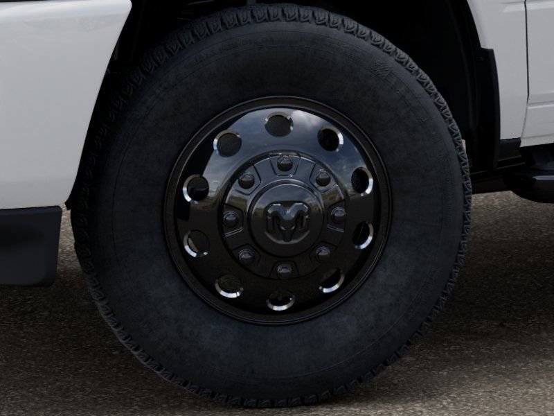 New 2026 RAM 3500 Laramie AWD/4WD image 9