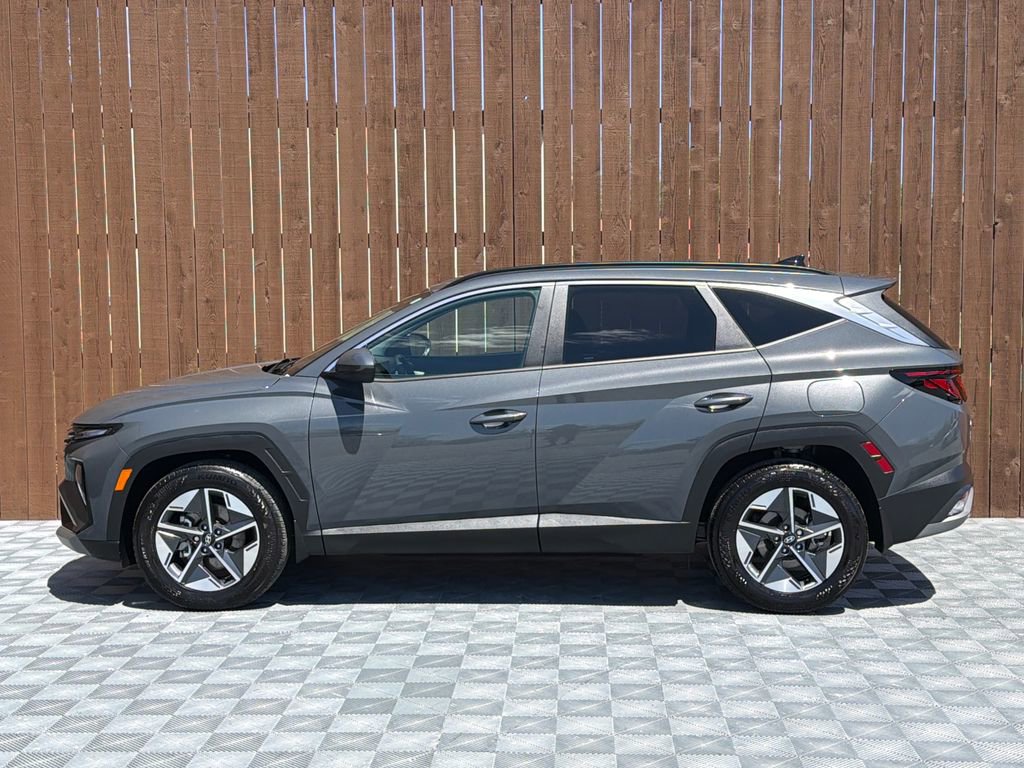 Used 2025 Hyundai Tucson SEL FWD image 13