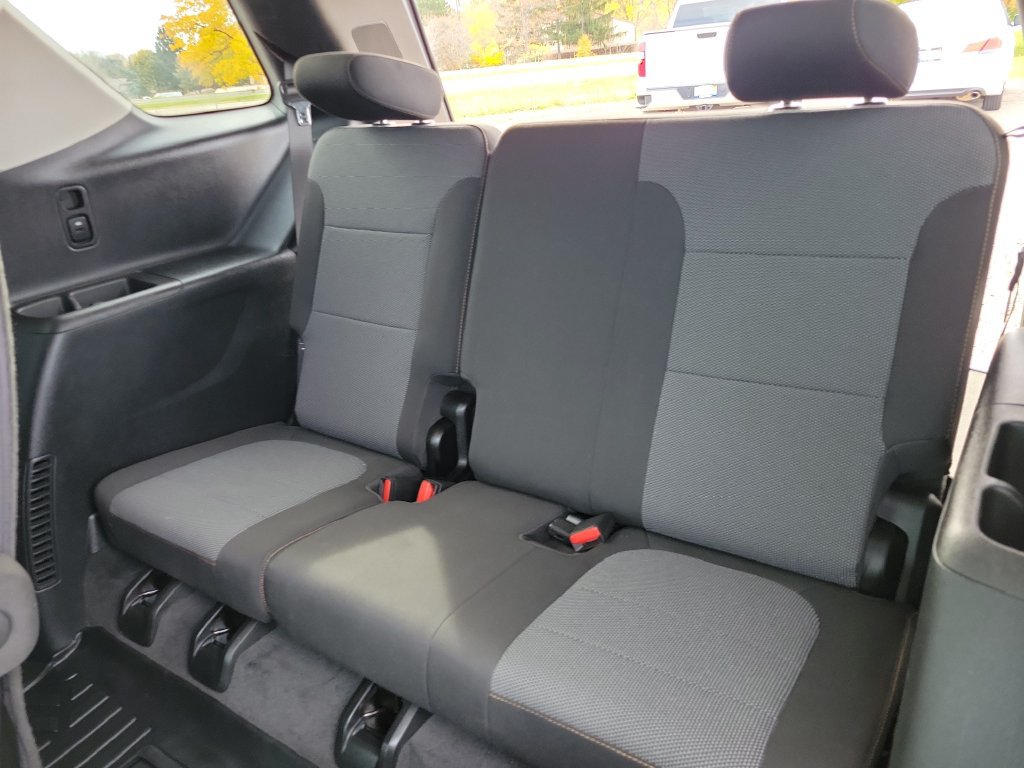 Used 2020 Chevrolet Traverse LT w/ LPO, Floor Liner Package AWD/4WD image 29