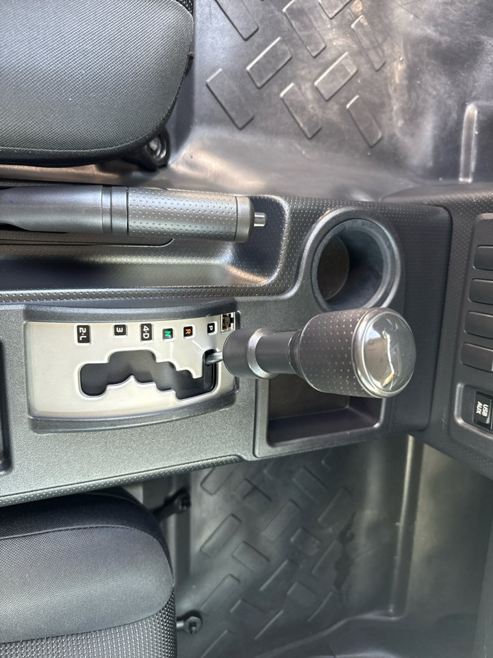 Used 2013 Toyota FJ Cruiser 2WD image 19