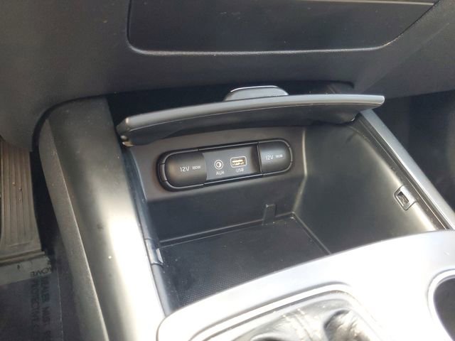 Used 2020 Kia Sorento LX image 27
