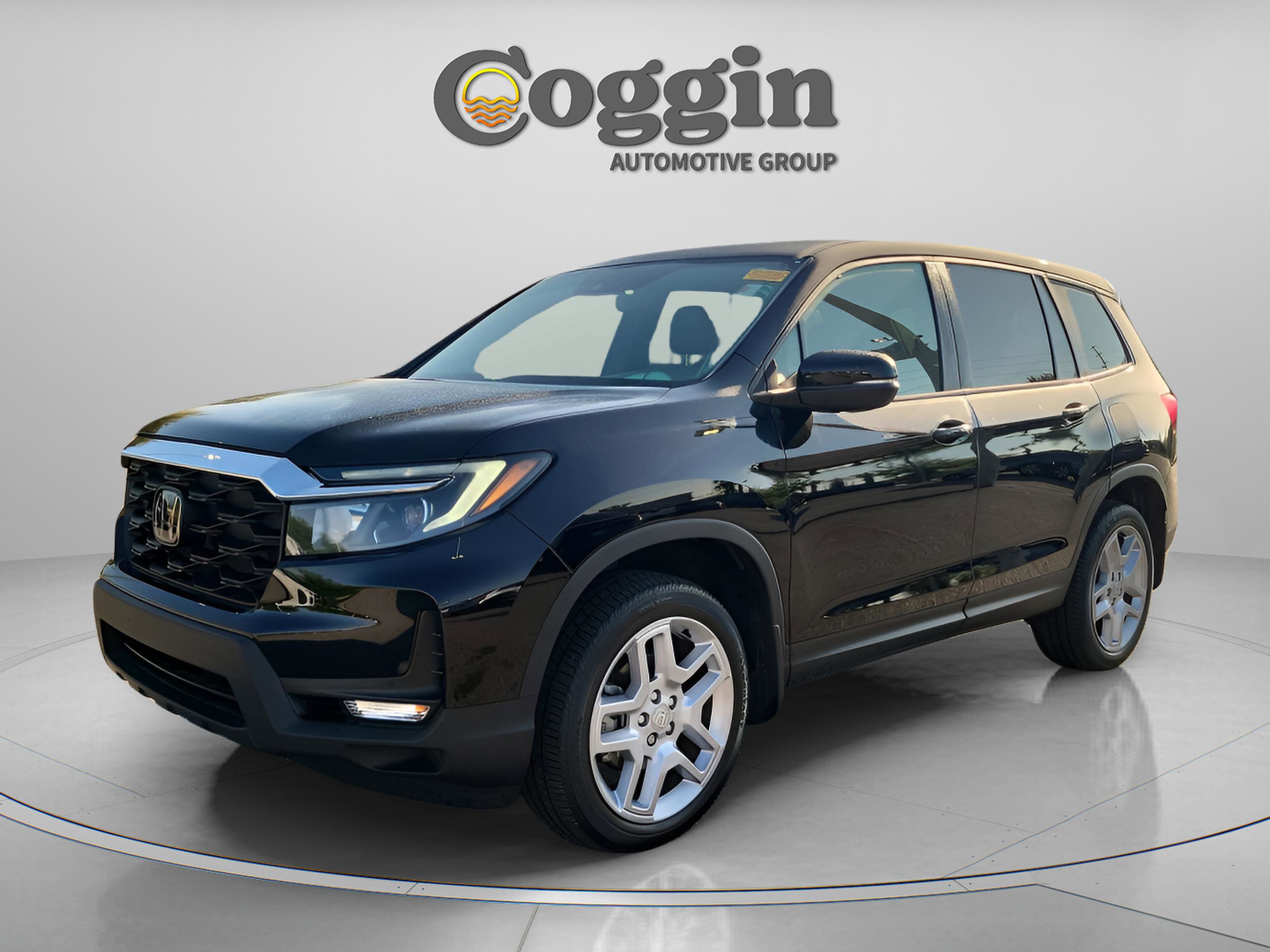 Certified 2025 Honda Passport EX-L image 2