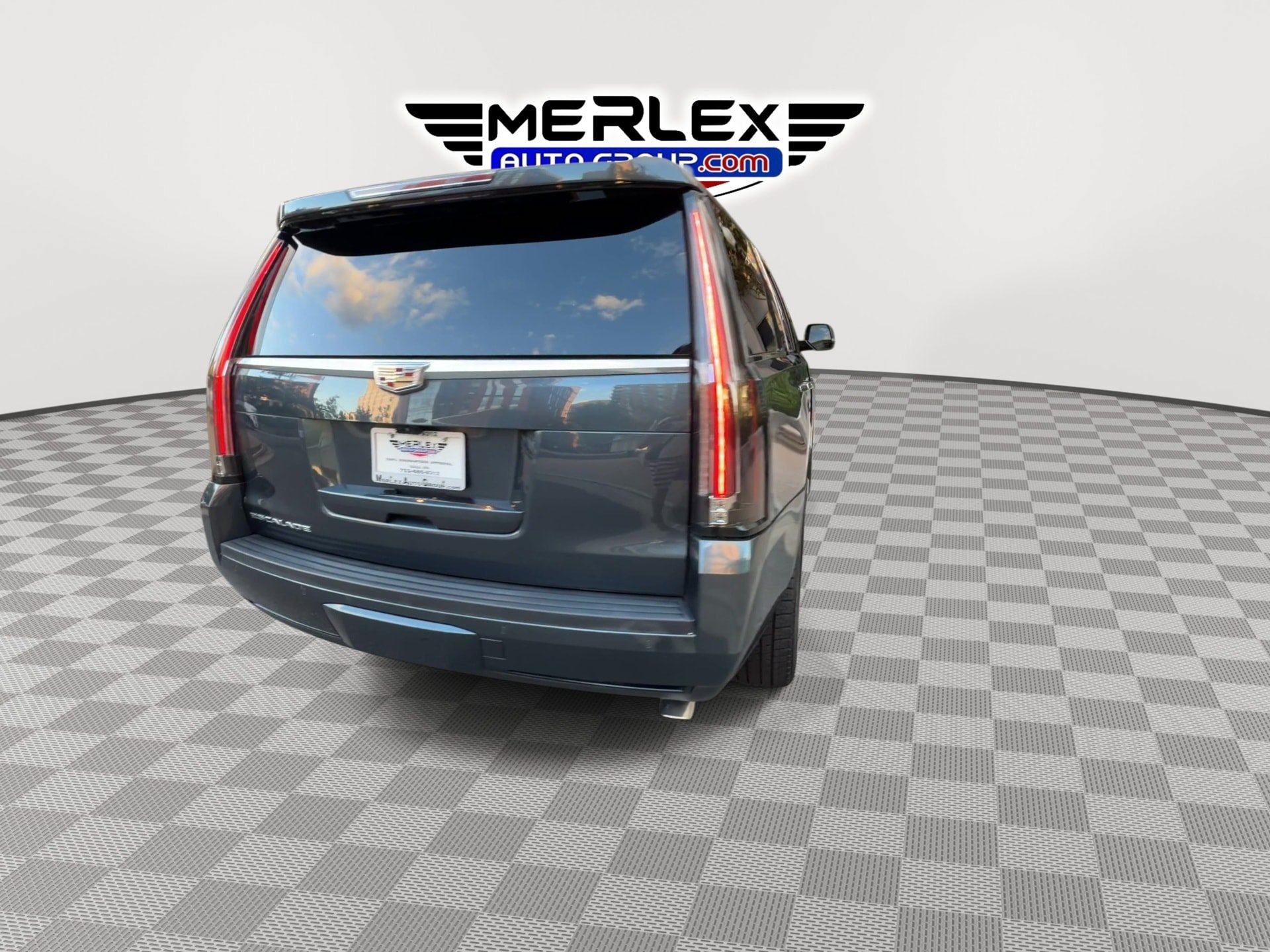 Used 2020 Cadillac Escalade Luxury AWD/4WD image 7