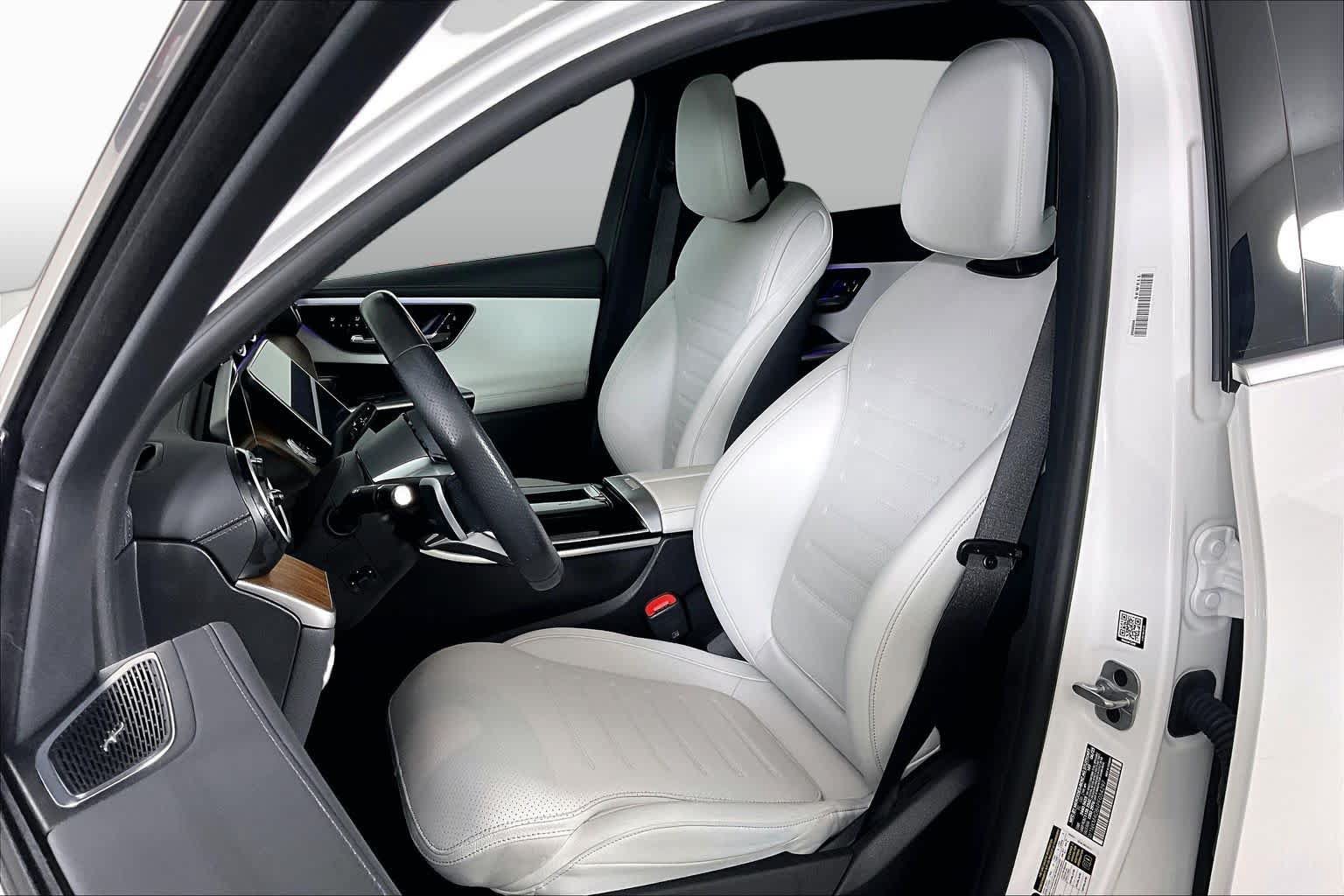 Used 2023 Mercedes-Benz GLC 300 image 8