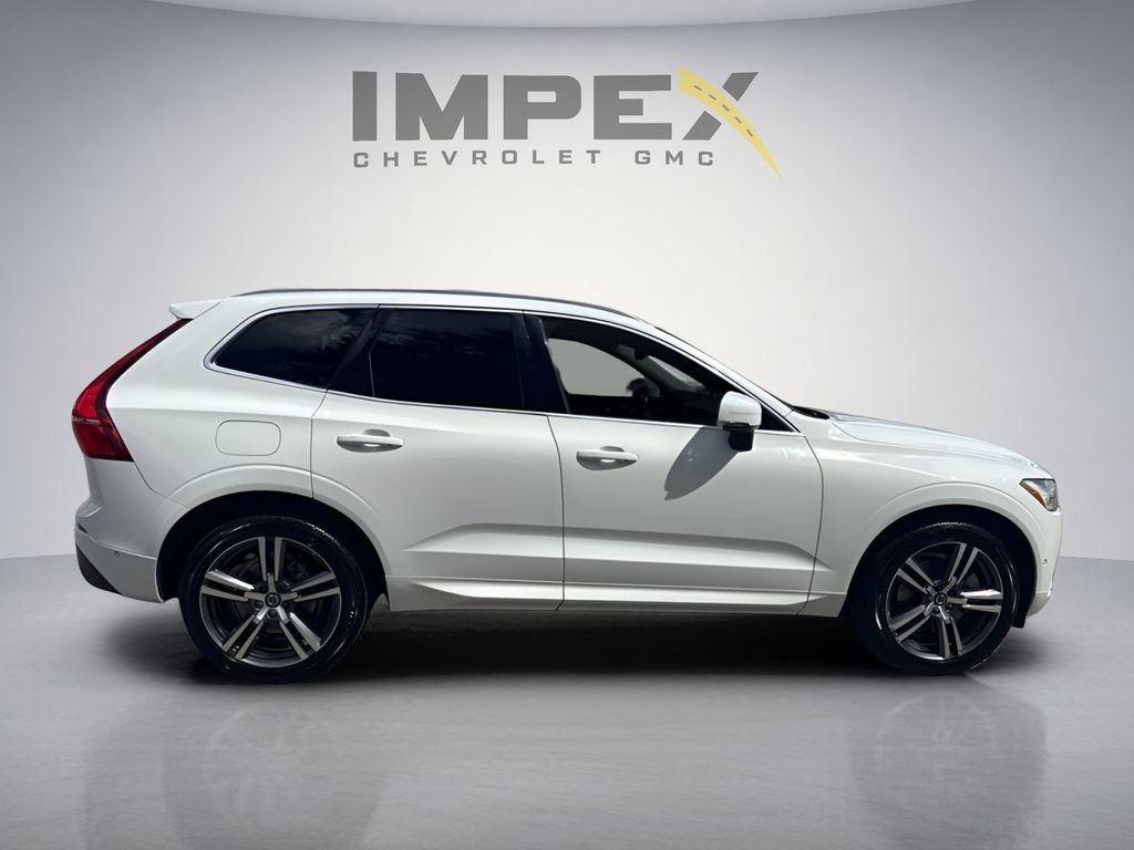 Used 2019 Volvo XC60 T6 Momentum w/ Premium Package AWD/4WD image 6