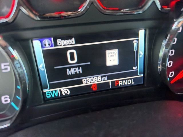 Used 2019 Chevrolet Suburban LT image 3