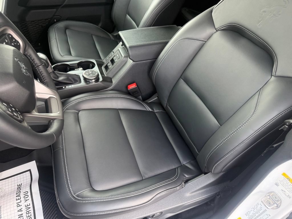 New 2026 Ford Bronco Outer Banks AWD/4WD image 17