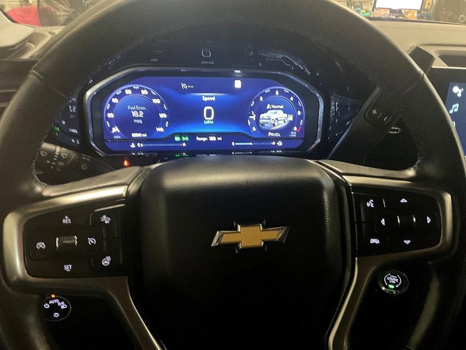 Used 2023 Chevrolet Silverado 1500 LT image 22