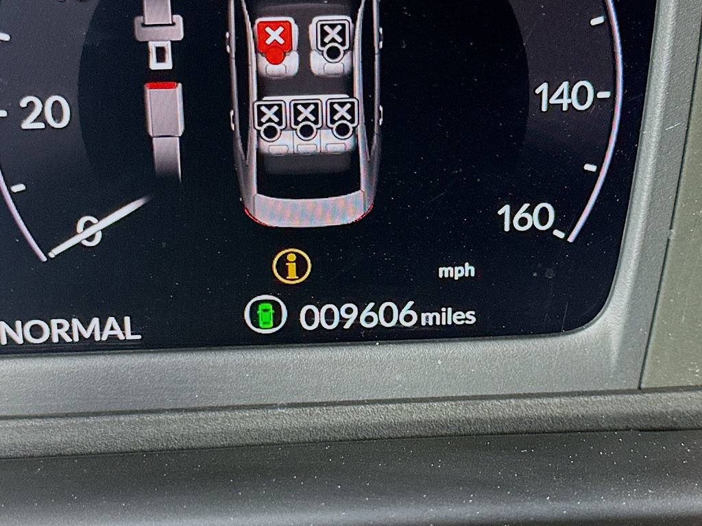 Used 2025 Honda Accord Sport image 33