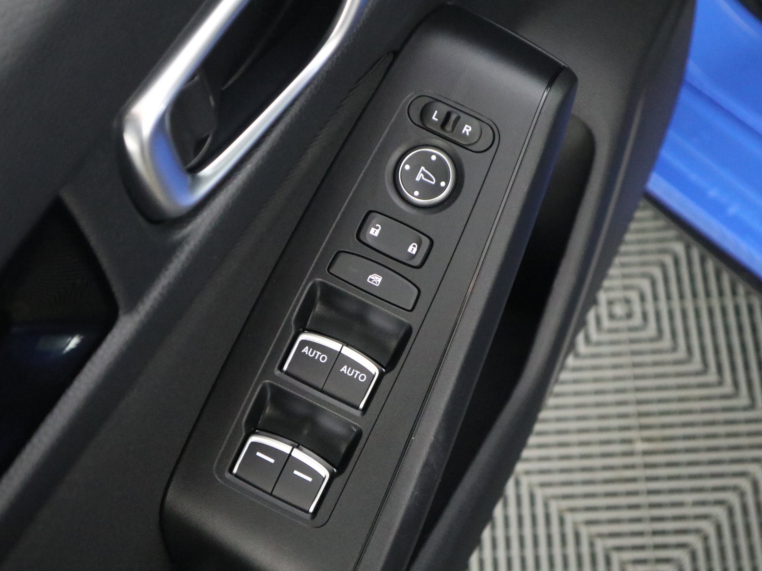 Used 2025 Honda Civic Sport image 36