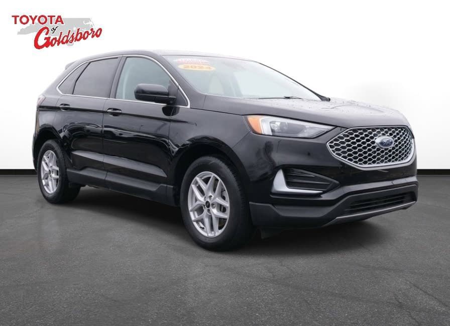 Used 2024 Ford Edge SEL image 4