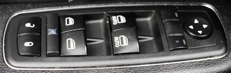 Used 2011 Dodge Charger R/T RWD image 19