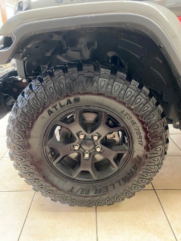 Used 2019 Jeep Wrangler Unlimited Sahara w/ Quick Order Package 24M Moab image 38