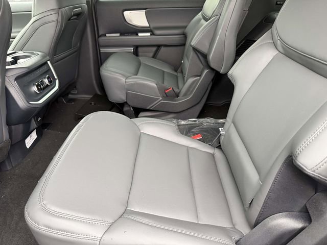 New 2026 Ford Expedition Active RWD image 18