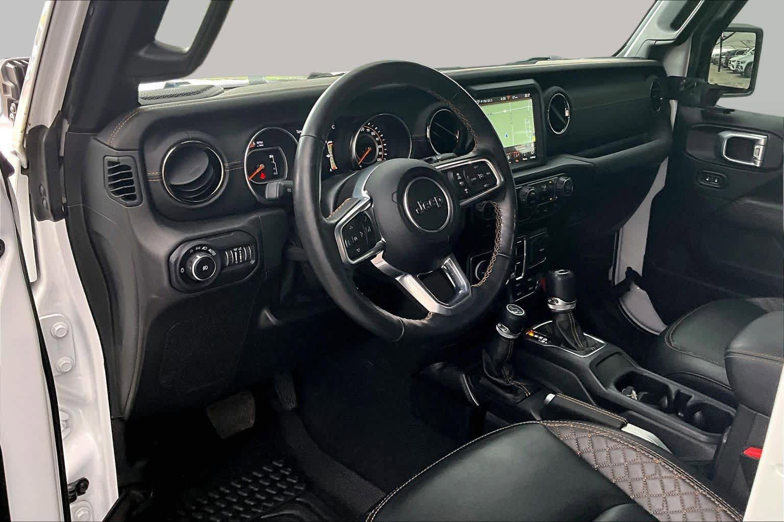 Used 2021 Jeep Wrangler Unlimited Sahara AWD/4WD image 17