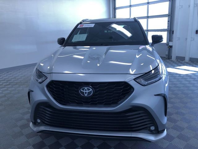 Certified 2025 Toyota Highlander XSE image 14