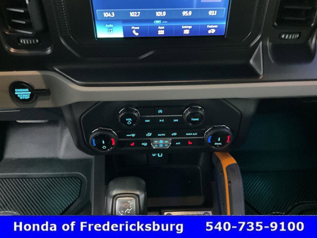 Used 2022 Ford Bronco Badlands image 32