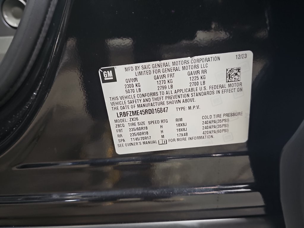 Certified 2024 Buick Envision Preferred AWD/4WD image 41